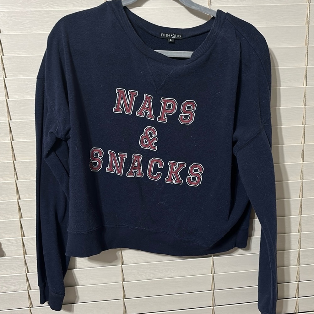 L crop sweater